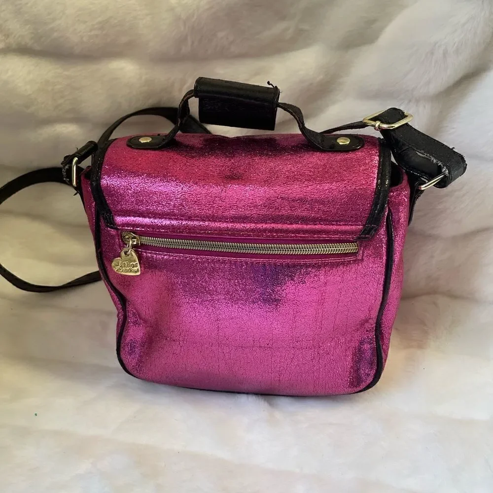 Betsey Johnson metallic Fuchsia off the hook crossbody bag gold tone acc…